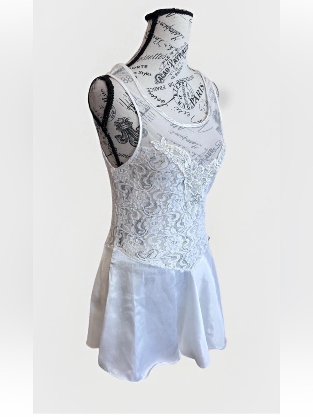 Vintage 80’s Cinema Etoile White Lace Bridal Satin Slip Whimsy Prairie Cottage